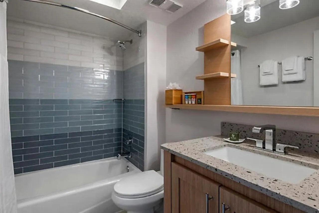 Enjoy Daytona Beach In This 1Bd Resort Condo With Resort Amenities Holiday home